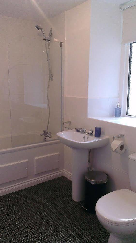 The Redhurst Hotel Glasgow Giffnock Eksteriør bilde